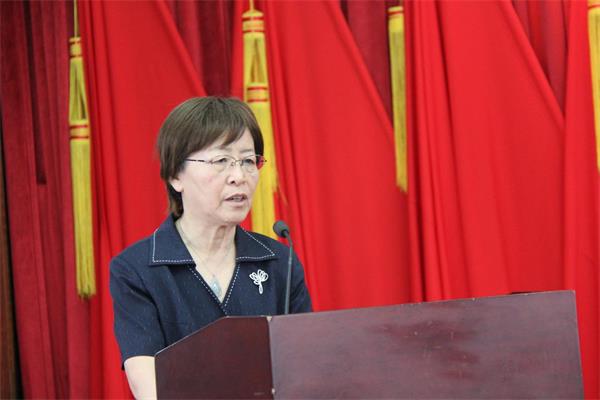 北京走进崇高研究院汪纪戎顾问讲话.jpg 北京走进崇高研究院汪纪戎顾问讲话.jpg