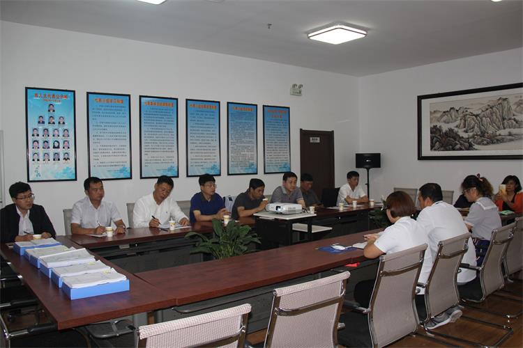 赢多多集团工会主席吴江做工作报告.jpg 赢多多集团工会主席吴江做工作报告.jpg